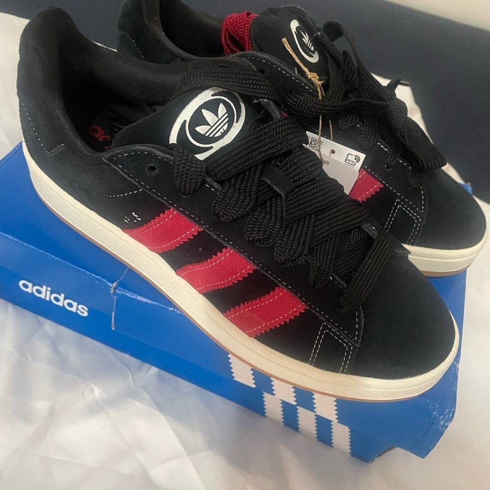 Adidas Black and Red Sneakers for Women and Men - Picture 3 of 13